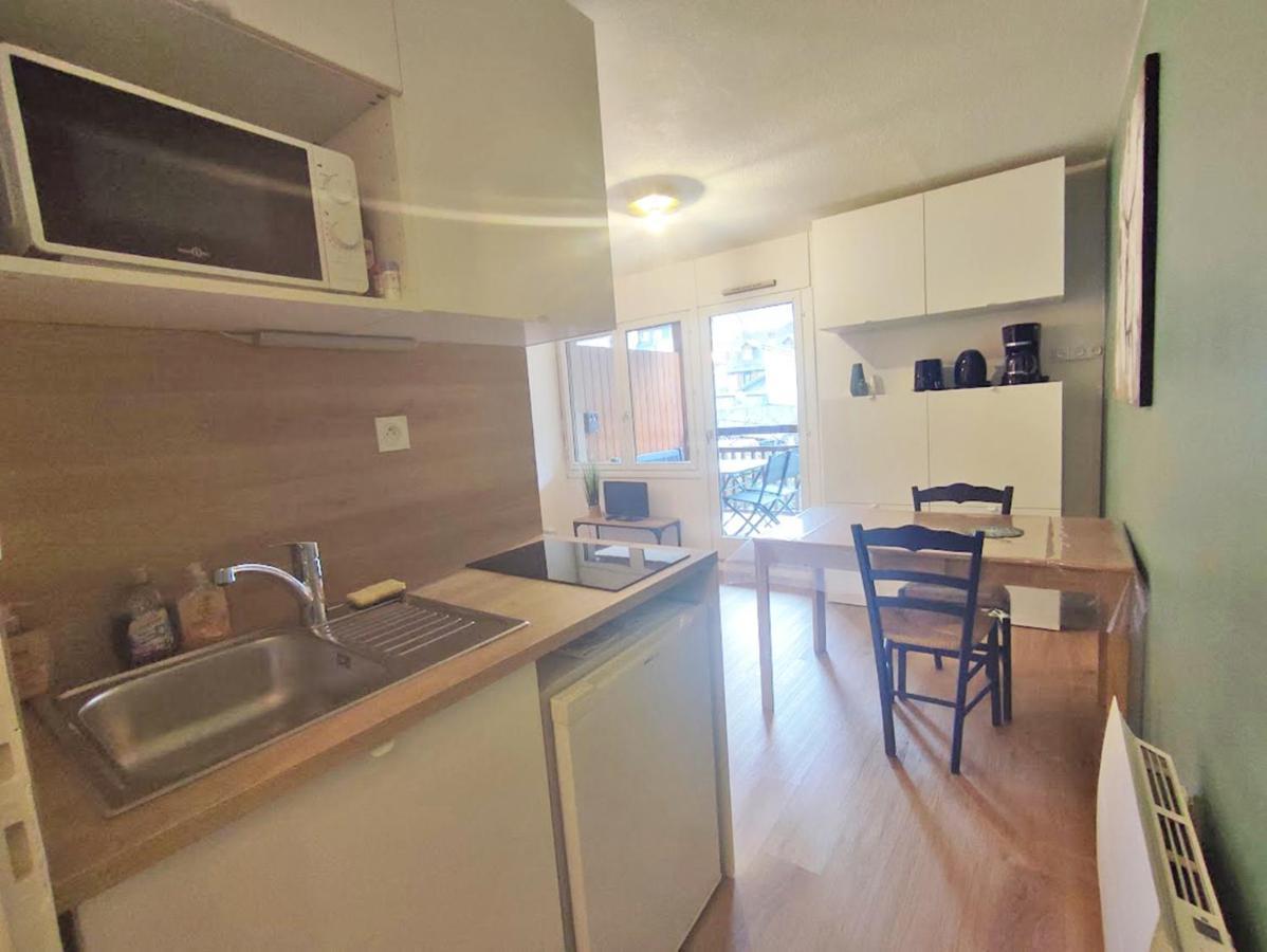 Le Cerf Charmant, T2, Luchon, Wifi, Balcon, Ascenseur, 4 Personnes Bagnères-de-Luchon エクステリア 写真